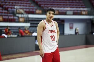 媒体人谈王俊杰：又一个抗韩英雄即将诞生 期待他下半场的表现