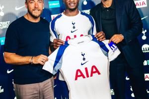 库杜斯：作为边锋我渴望1v1，对联赛开局开心但这是漫长马拉松