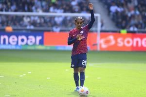 罗马诺：哈维-西蒙斯仍只想加盟切尔西，恩昆库离队将是关键因素