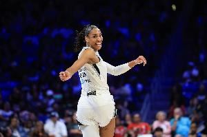 阿贾-威尔逊两次单赛季10次30+ WNBA历史首人