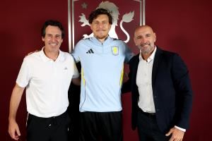 官方：维拉免签31岁前曼联中卫林德洛夫，签约2+1年