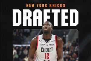 尼克斯记者：球队计划和51号秀迪亚瓦拉签一份NBA标准合同